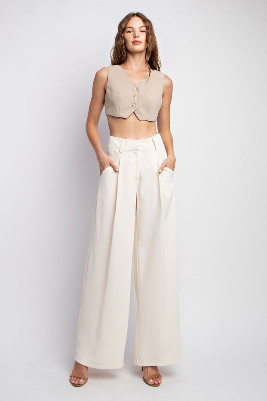 FRONT PLEATED TROUSER