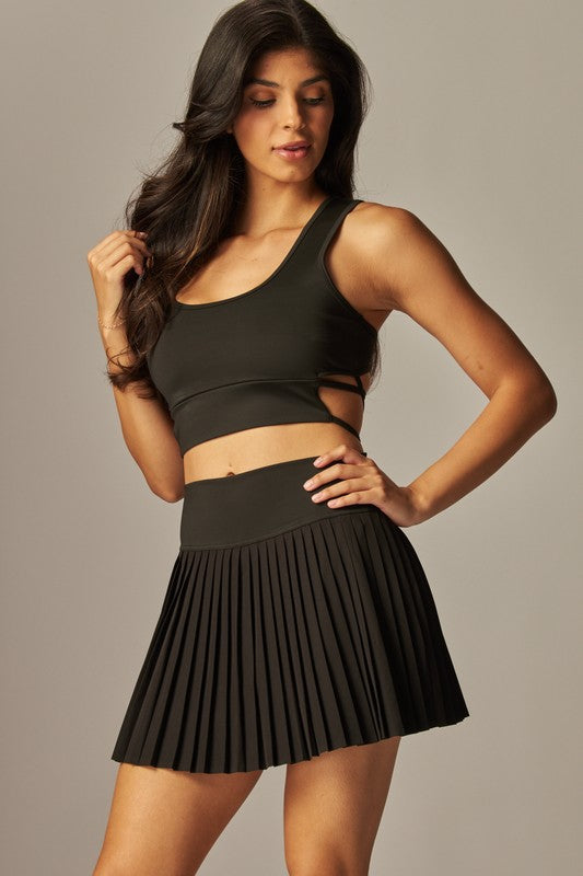 SHARP PLEATED TENNIS SKIRT