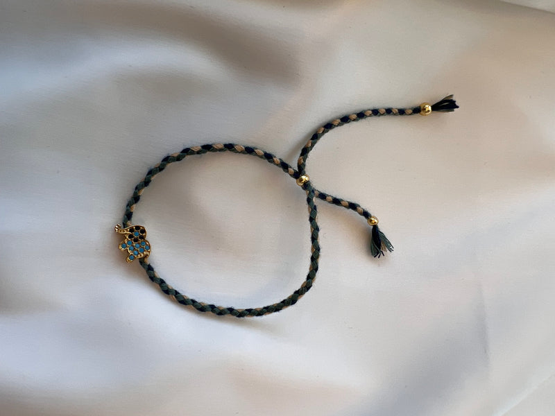 ADJUSTABLE CHARM BRACELET