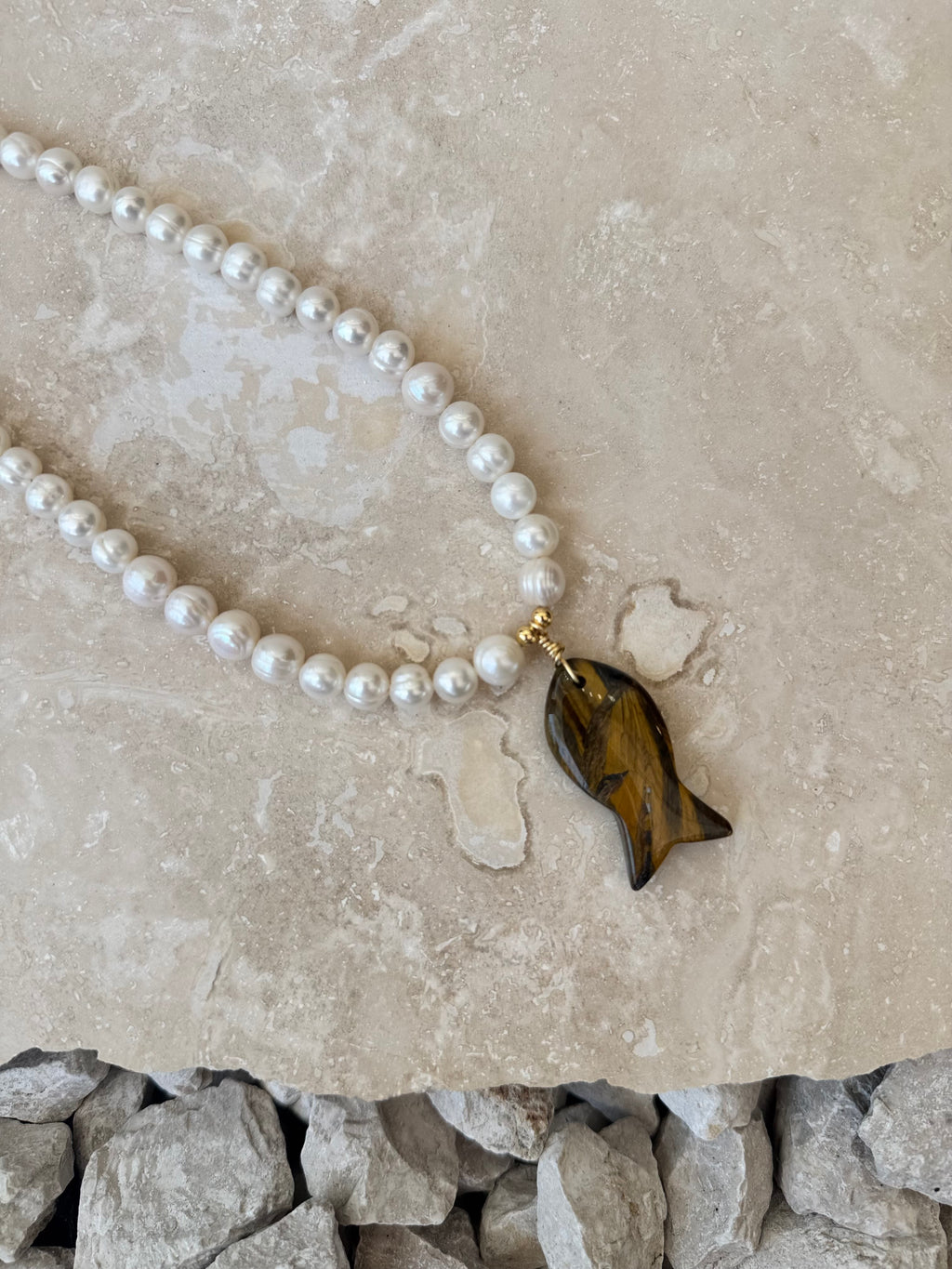 M3 PEARL FISH PENDANT