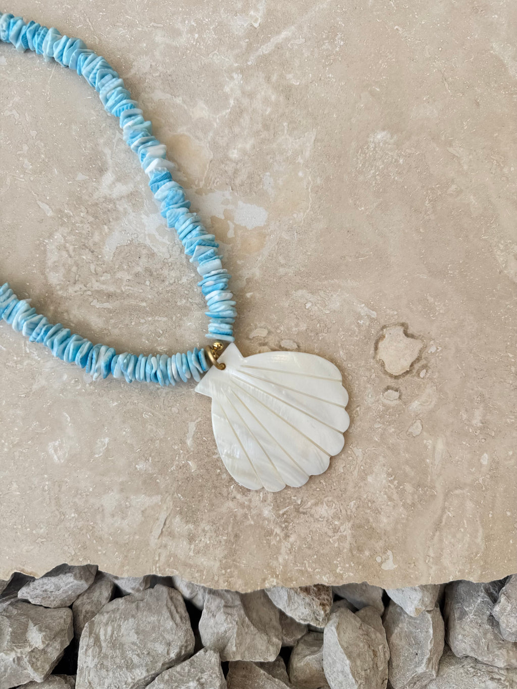 M3 PUCA SHELL NECKLACE
