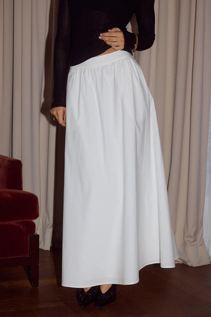 WHITE ZIMA FLOWY SKIRT