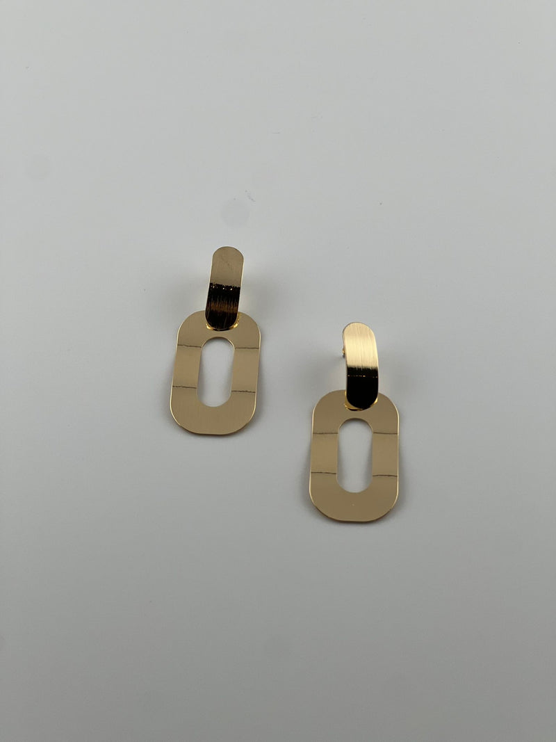 DROP OVAL EARRINGS