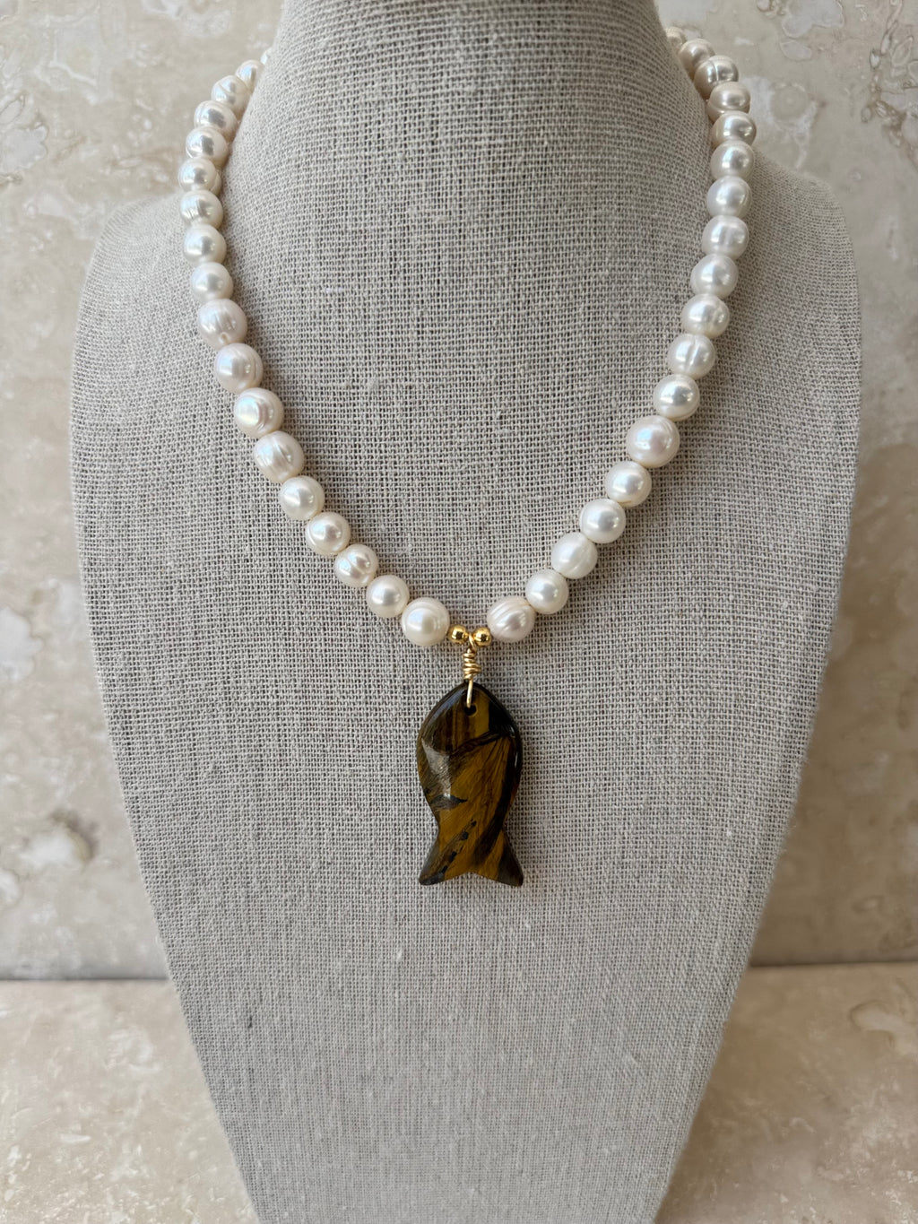 M3 PEARL FISH PENDANT