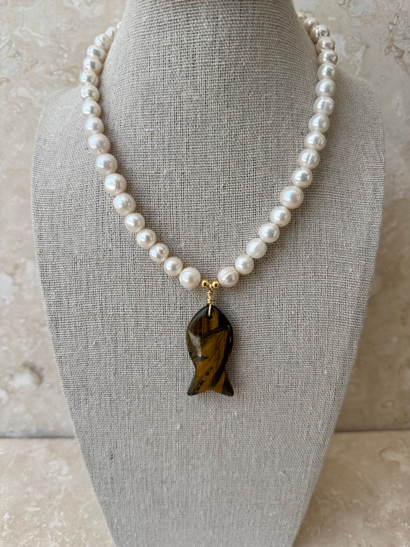 M3 PEARL FISH PENDANT